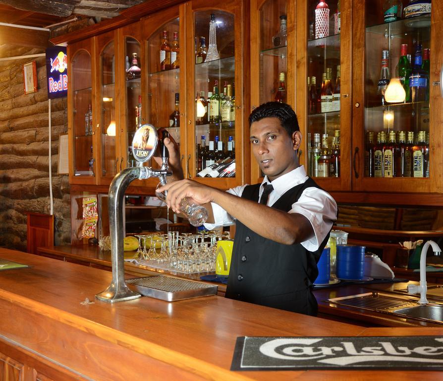 Mount Breeze Hotel Dehiwala-Mount Lavinia Eksteriør bilde