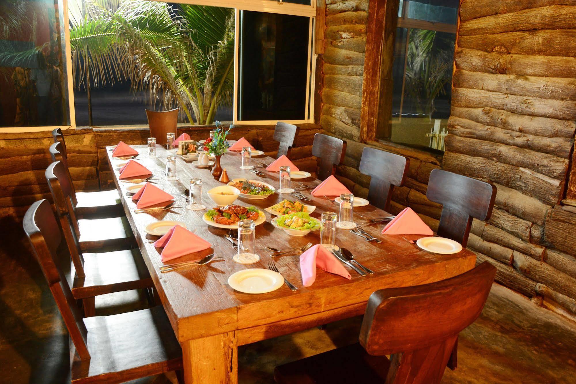 Mount Breeze Hotel Dehiwala-Mount Lavinia Eksteriør bilde