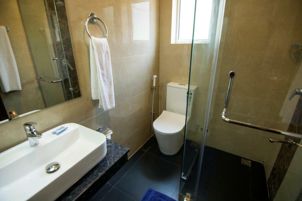 Mount Breeze Hotel Dehiwala-Mount Lavinia Eksteriør bilde