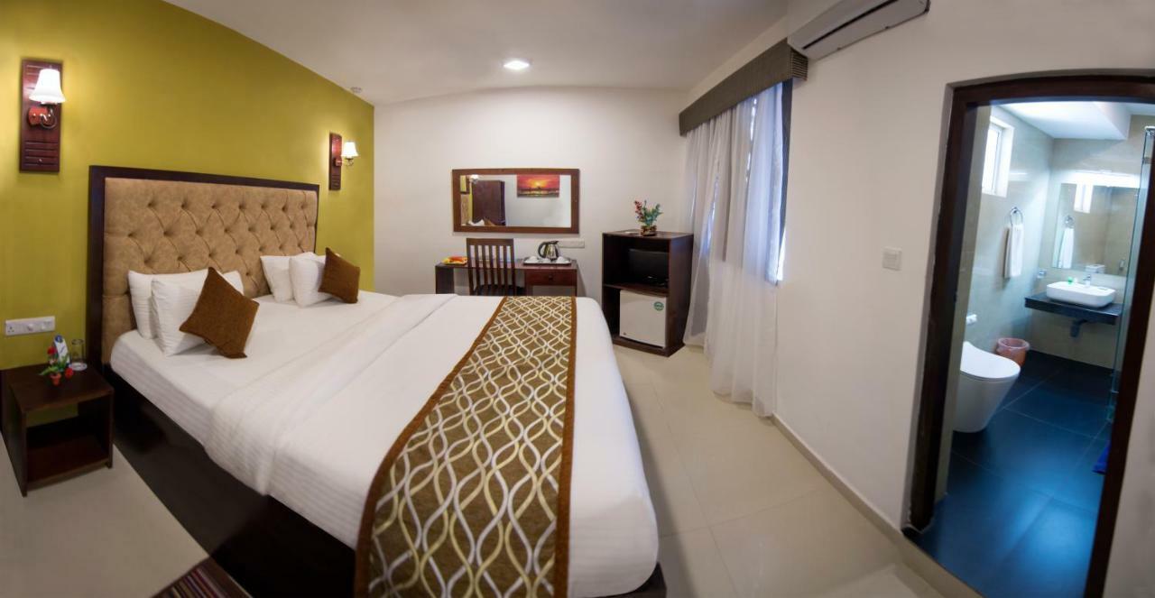 Mount Breeze Hotel Dehiwala-Mount Lavinia Eksteriør bilde