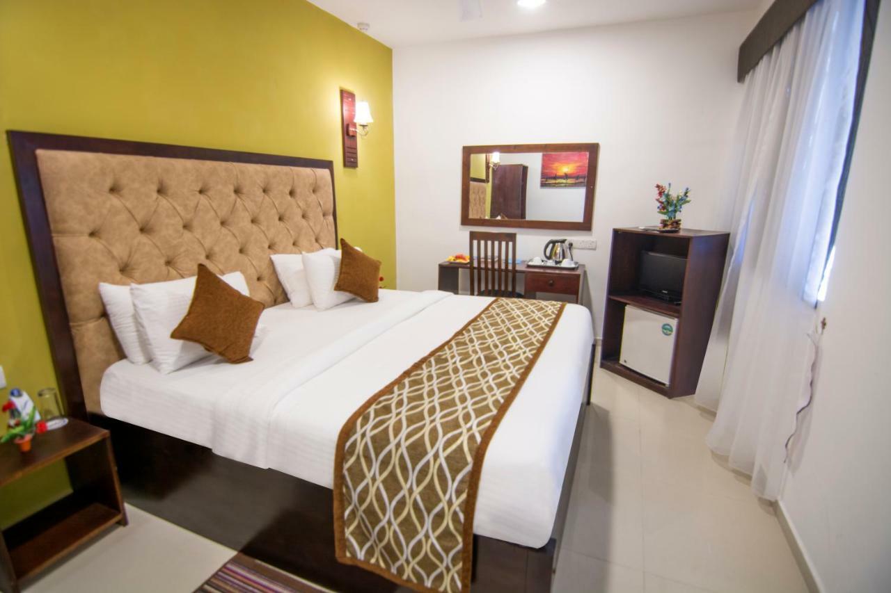 Mount Breeze Hotel Dehiwala-Mount Lavinia Eksteriør bilde
